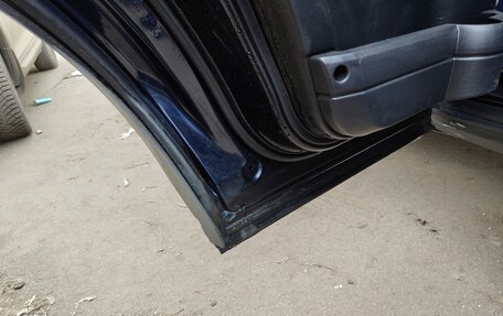 Land Rover Discovery III, 2008 год, 893 000 рублей, 22 фотография