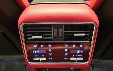 Porsche Cayenne III, 2023 год, 12 000 000 рублей, 12 фотография