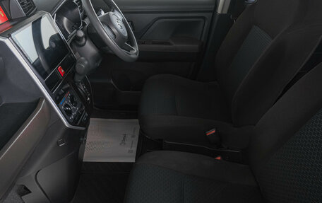 Toyota Roomy I, 2021 год, 1 099 000 рублей, 9 фотография