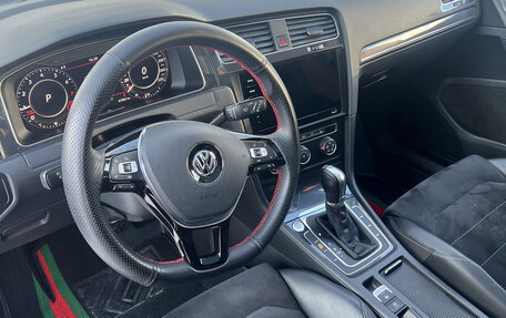 Volkswagen Golf VII, 2020 год, 2 140 000 рублей, 7 фотография