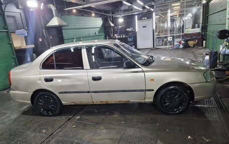 Hyundai Accent II, 2005 год, 250 000 рублей, 3 фотография