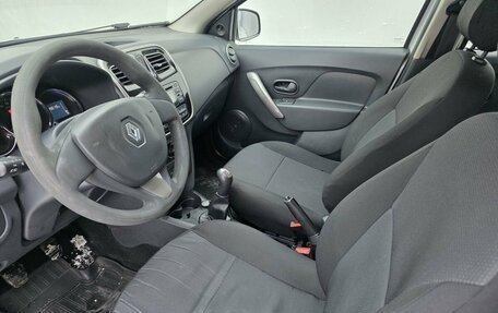 Renault Logan II, 2016 год, 565 000 рублей, 9 фотография