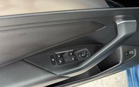 Volkswagen Jetta VII, 2019 год, 1 990 000 рублей, 13 фотография