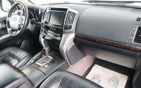 Toyota Land Cruiser 200, 2013 год, 4 699 000 рублей, 12 фотография
