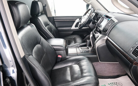 Toyota Land Cruiser 200, 2013 год, 4 699 000 рублей, 13 фотография