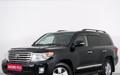 Toyota Land Cruiser 200, 2013 год, 4 699 000 рублей, 3 фотография