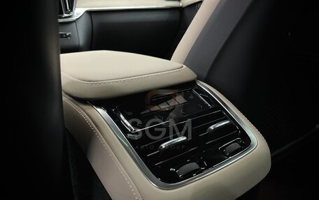 Volvo XC90 II рестайлинг, 2025 год, 14 990 000 рублей, 13 фотография