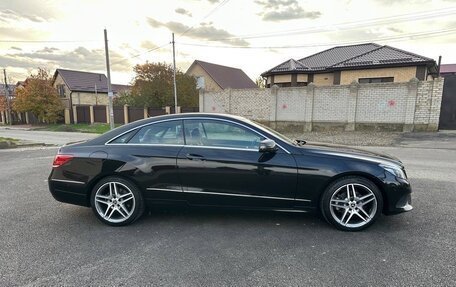 Mercedes-Benz E-Класс, 2014 год, 1 950 000 рублей, 3 фотография