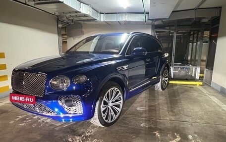 Bentley Bentayga I, 2021 год, 25 000 000 рублей, 3 фотография