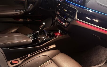 BMW 5 серия, 2021 год, 6 500 000 рублей, 9 фотография