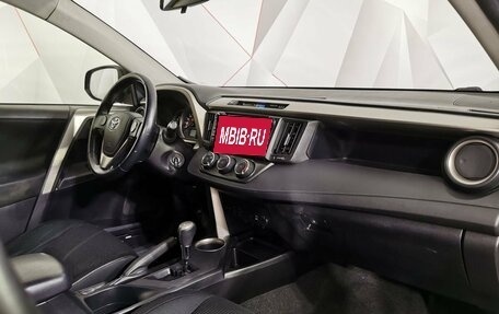 Toyota RAV4, 2013 год, 1 445 000 рублей, 13 фотография