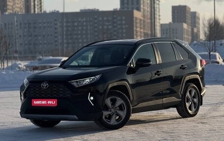 Toyota RAV4, 2020 год, 3 250 000 рублей, 1 фотография