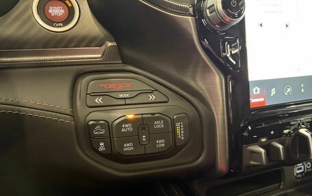 Rambler 1500, 2023 год, 16 000 000 рублей, 17 фотография