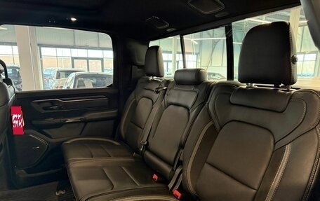 Rambler 1500, 2023 год, 16 000 000 рублей, 24 фотография