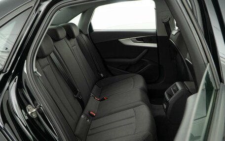 Audi A4, 2018 год, 2 274 444 рублей, 7 фотография