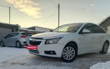 Chevrolet Cruze II, 2011 год, 930 000 рублей, 7 фотография