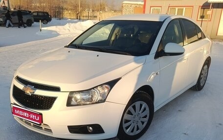 Chevrolet Cruze II, 2011 год, 930 000 рублей, 8 фотография