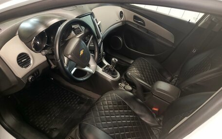 Chevrolet Cruze II, 2011 год, 930 000 рублей, 20 фотография