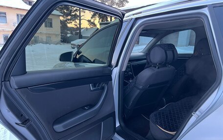 Audi A4, 2003 год, 670 000 рублей, 10 фотография