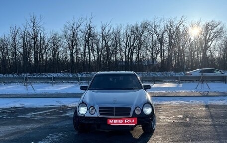 Mercedes-Benz E-Класс, 1998 год, 400 000 рублей, 2 фотография