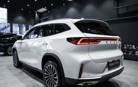 CheryExeed TXL, 2024 год, 3 880 000 рублей, 5 фотография