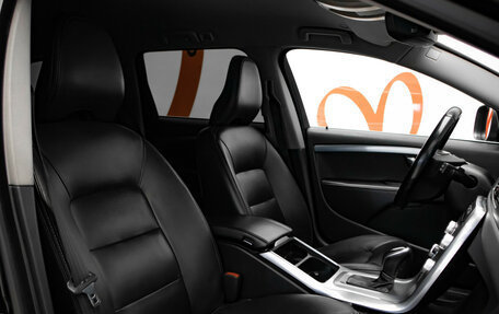 Volvo XC70 II рестайлинг, 2014 год, 1 897 000 рублей, 28 фотография