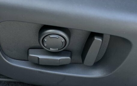 Land Rover Range Rover Evoque II, 2025 год, 6 250 000 рублей, 14 фотография