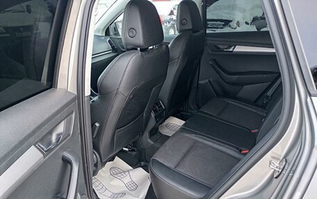 Skoda Karoq I, 2021 год, 2 150 000 рублей, 14 фотография