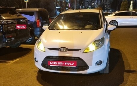 Ford Fiesta, 2011 год, 700 000 рублей, 2 фотография
