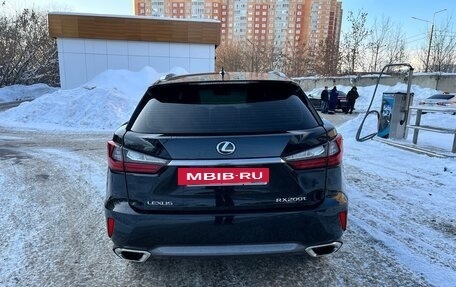 Lexus RX IV рестайлинг, 2017 год, 4 200 000 рублей, 4 фотография