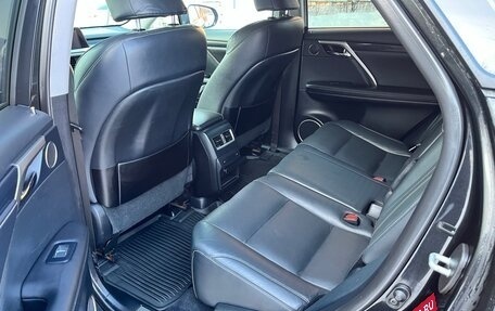 Lexus RX IV рестайлинг, 2017 год, 4 200 000 рублей, 9 фотография