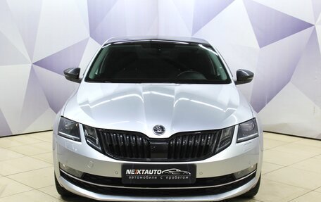 Skoda Octavia, 2017 год, 1 978 000 рублей, 10 фотография