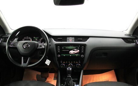 Skoda Octavia, 2017 год, 1 978 000 рублей, 17 фотография