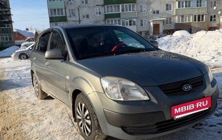 KIA Rio II, 2009 год, 600 000 рублей, 2 фотография