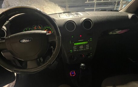 Ford Fusion I, 2006 год, 380 000 рублей, 3 фотография