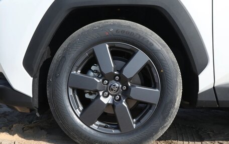 Toyota RAV4, 2026 год, 4 992 000 рублей, 22 фотография