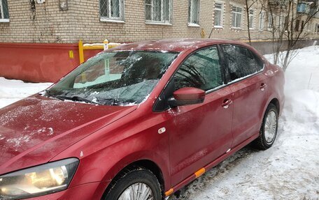 Volkswagen Polo VI (EU Market), 2015 год, 820 000 рублей, 2 фотография