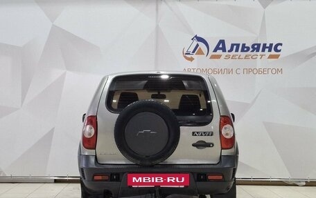 Chevrolet Niva I рестайлинг, 2015 год, 520 000 рублей, 4 фотография