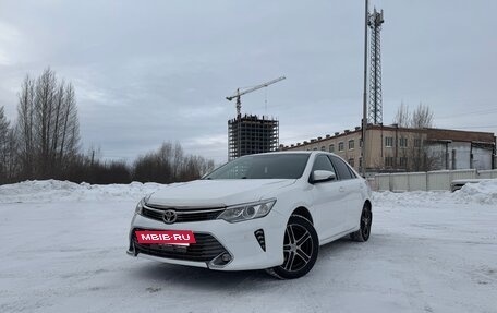 Toyota Camry, 2017 год, 2 000 000 рублей, 17 фотография