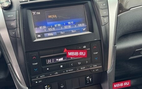 Toyota Camry, 2017 год, 2 000 000 рублей, 14 фотография