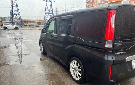 Honda Stepwgn IV, 2017 год, 1 720 000 рублей, 12 фотография