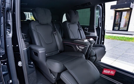 Mercedes-Benz V-Класс, 2025 год, 14 300 000 рублей, 25 фотография