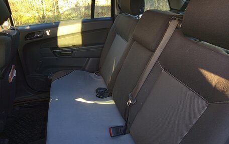 Opel Zafira B, 2011 год, 630 000 рублей, 13 фотография