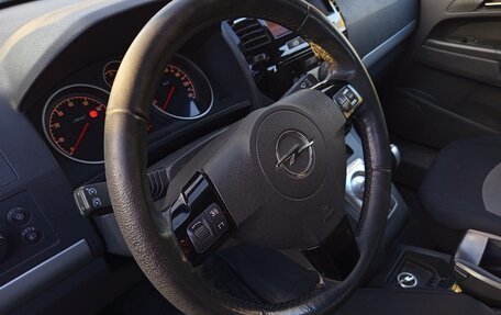 Opel Zafira B, 2011 год, 630 000 рублей, 30 фотография