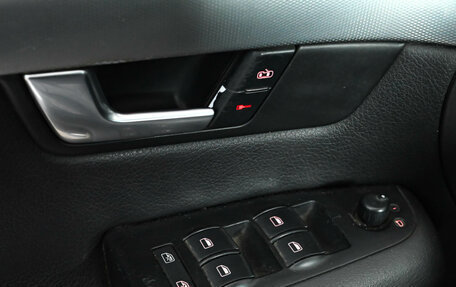 Audi A4, 2004 год, 500 000 рублей, 14 фотография