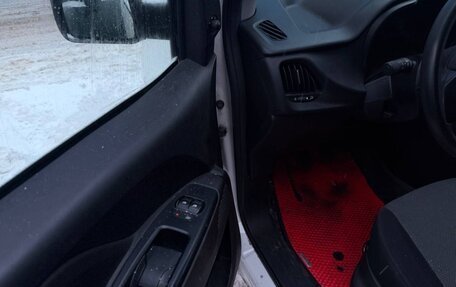 Fiat Doblo II рестайлинг, 2020 год, 1 600 000 рублей, 19 фотография