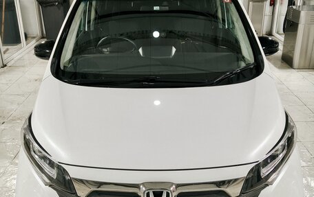 Honda Freed II, 2022 год, 1 895 000 рублей, 2 фотография