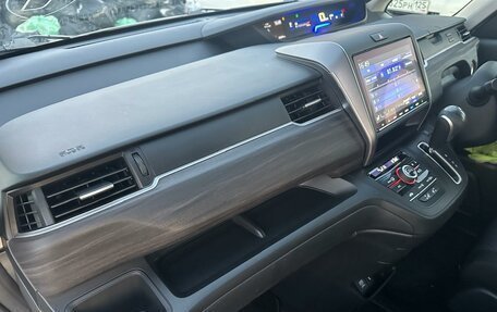 Honda Freed II, 2022 год, 1 895 000 рублей, 10 фотография