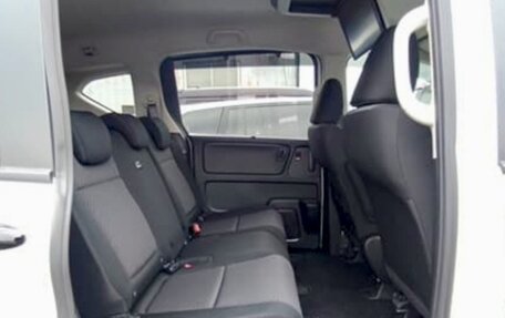 Honda Freed II, 2022 год, 1 895 000 рублей, 13 фотография