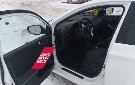 Hyundai Solaris II рестайлинг, 2015 год, 780 000 рублей, 9 фотография